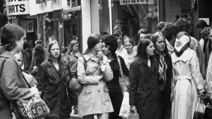 1970s street fashions, pfeatures