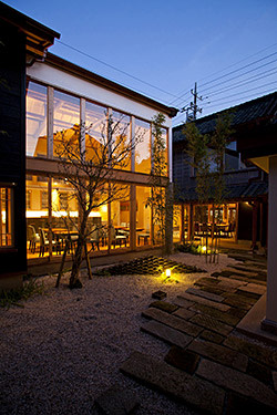 Courtyard by Yumi Kori