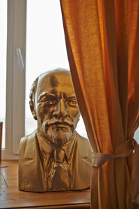 Portrait bust of Lenin