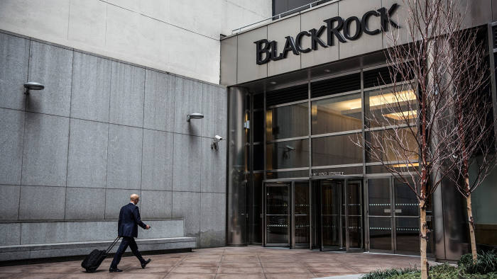 NEW YORK, NY - JANUARY 16: A man walks into the BlackRock offices on January 16, 2014 in New York City. Blackrock posted a 22 percent increase in the most recent quarterly profits announcement. (Photo by Andrew Burton/Getty Images)