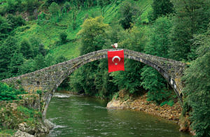 Timisvat bridge, close to the town Çamlihemsin, one of many in the area