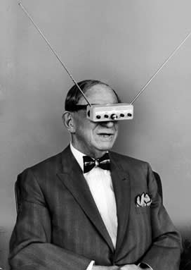 Inventor Hugo Gernsback‘s ‘teleyeglasses’ mock-up in 1963