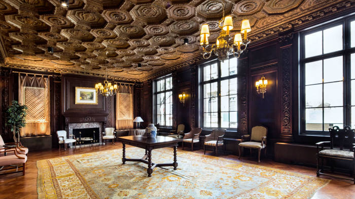Dommerich Mansion reception room