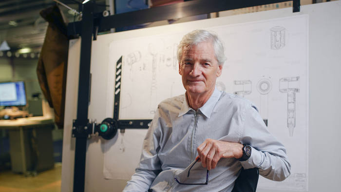 FT | 

Sir James Dyson photographed at the Dyson headquaters in Malmsbury Wiltshire

25th Jannuary 2018

Photography by Gareth Iwan Jones (www.garethiwanjones.com)