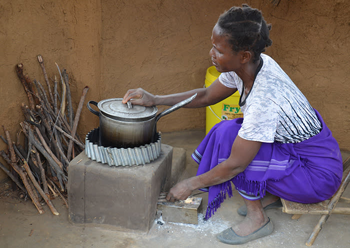 Newhall Ranch feature African Cookstove A woman prepares a meal on one of 20,000 energy-efficient cookstoves that have been installed in Zambia as part of FivePoint’s commitment to combat climate change in California and the world. Each cookstove lasts approximately 7 to 10 years, and reduces 2 to 3 metric tons of CO2 per year. They also significantly reduce smoke inhalation and time spent by women and children gathering wood fuel by up to two hours per day. FivePoint has commissioned additional cookstoves to be installed in sub-Saharan African communities in the coming months.