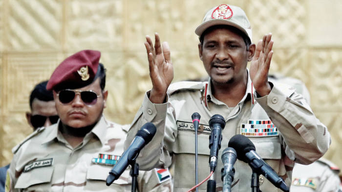 Lieutenant General Mohamed Hamdan Dagalo, deputy head of the military council and head of paramilitary Rapid Support Forces (RSF), addresses his supporters during a meeting in Khartoum, Sudan, June 20, 2019. REUTERS/Umit Bektas
