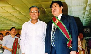 DON'T USE WITHOUT PERMISSION FROM HELEN HEALY Big Read - Cambodia &amp; China article - Hun Sen and Fu Xianting from a website