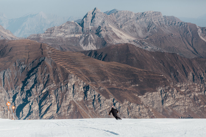 Skiing on Hintertux glacier