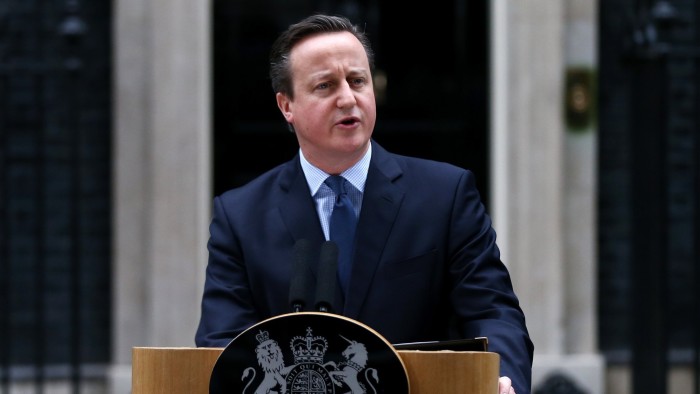 British Prime Minister David Cameron speaks outside Downing Street on February 20, 2016 in London, England