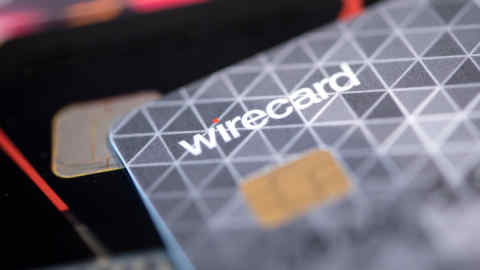 23 August 2018, Germany, Aschheim: Credit cards for contactless payment are on a table in a Wirecard showroom. Photo: Sven Hoppe/dpa | usage worldwide