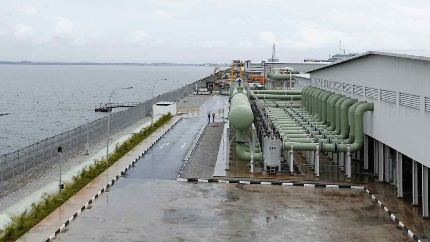 Singaporean water treatment company Hyflux aims to sell the city-state's biggest desalination plant, Tuaspring. (Photo provided by Singapore Public Utilities Board)