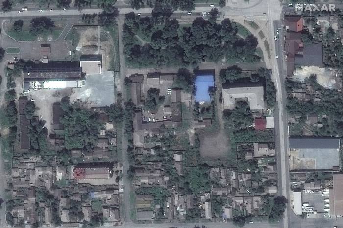 A residential area of ​​Mariupol seen from above before the Russian invasion. 