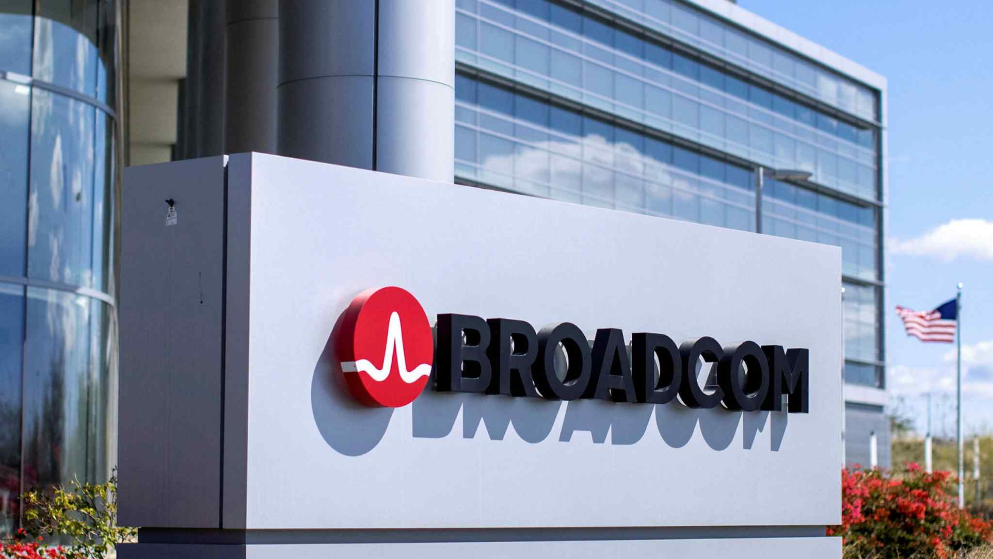 Broadcom broadens tech with VMware deal