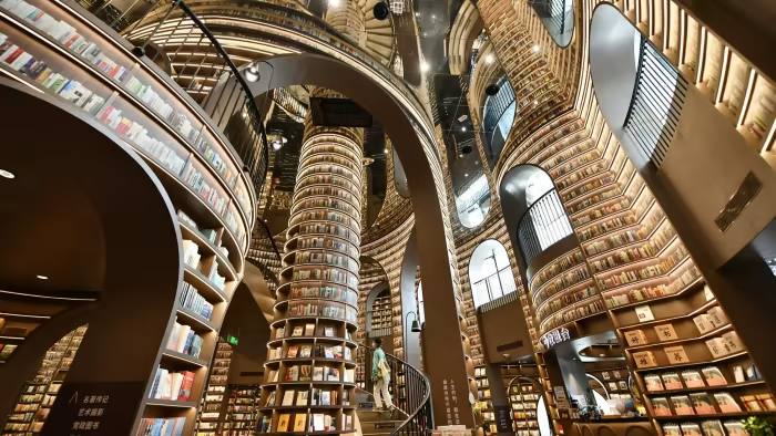 The spectacular interior of Zhongshuge Bookstore in Dujiangyan, China