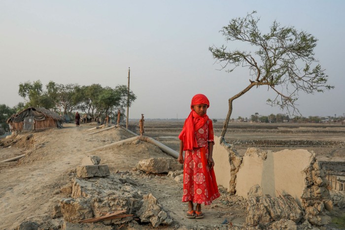 Satkhira in Bangladesh after Cyclone Amphan hit