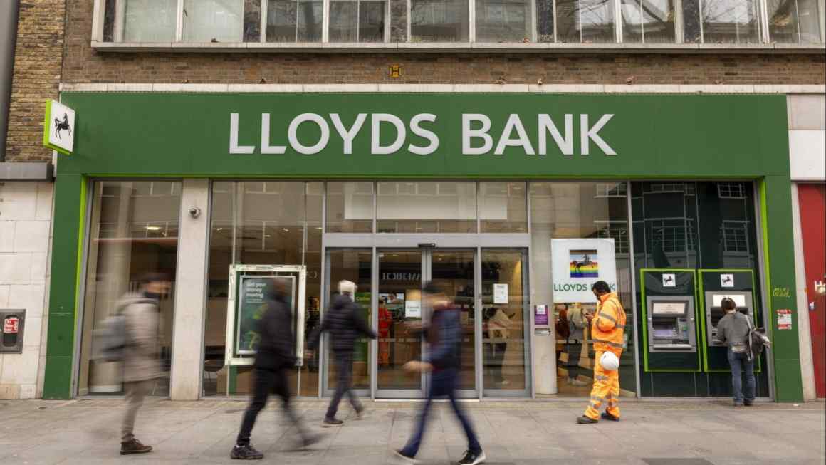 Lloyds Bank axes risk staff after executives complain they are a ‘blocker’