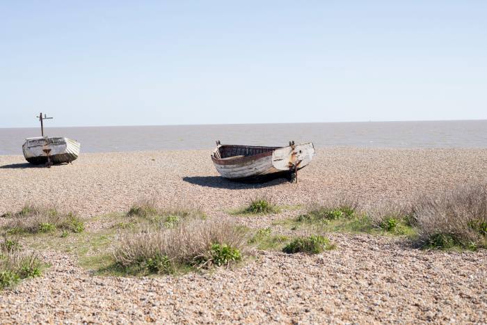 Bot di pantai di Aldeburgh, Suffolk