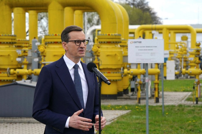 Polish prime minister Mateusz Morawiecki gives a press statement on the halt to gas supplies from Russia at the transmission point in Rembelszczyzna near Warsaw