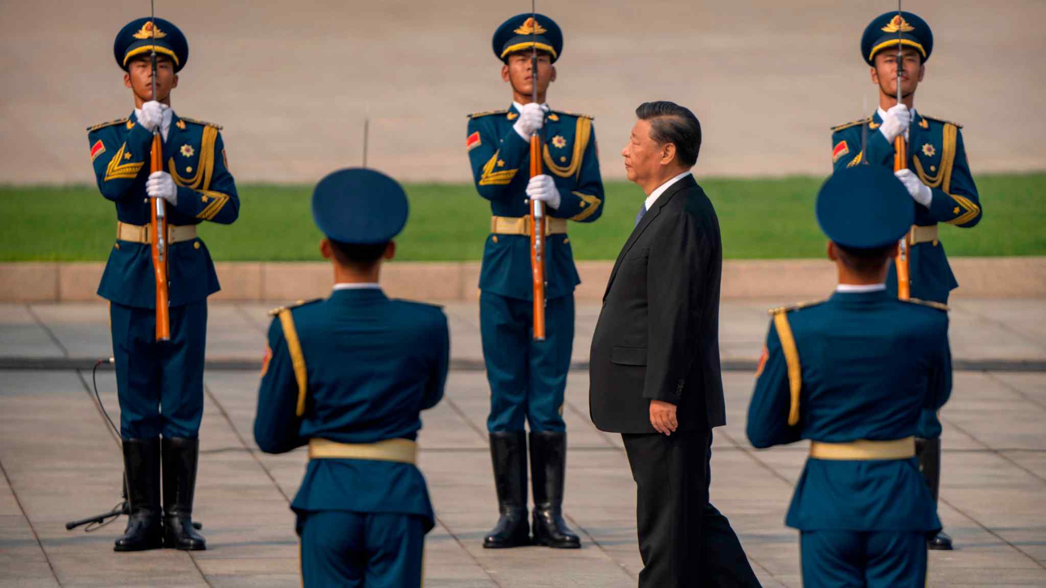 Xi cracks down on disloyalty ahead of Communist party congress