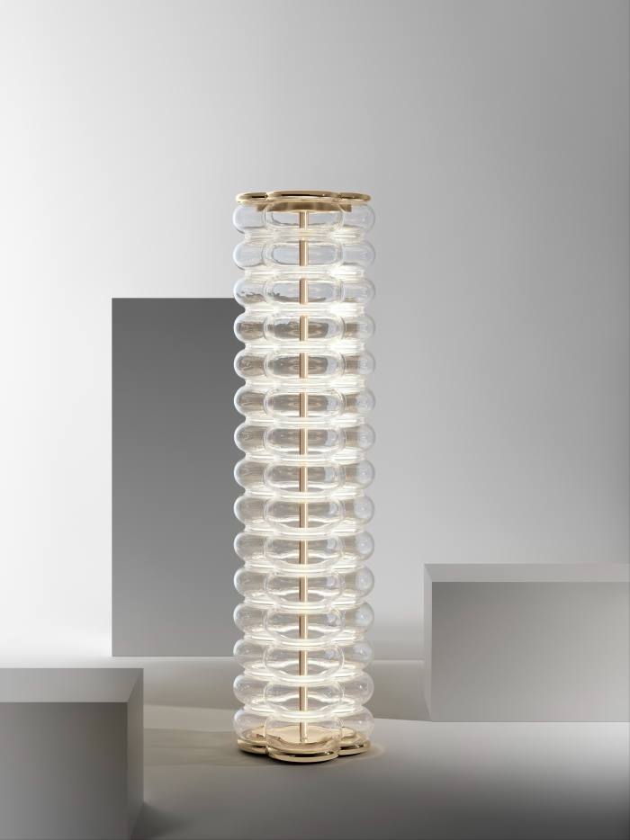 Louis Vuitton Objets Lampu Menara Bunga Nomades oleh Atelier Biagetti, £23,200