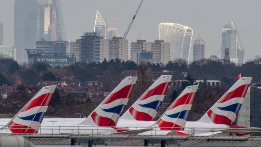 UK flights hit by air traffic control fault