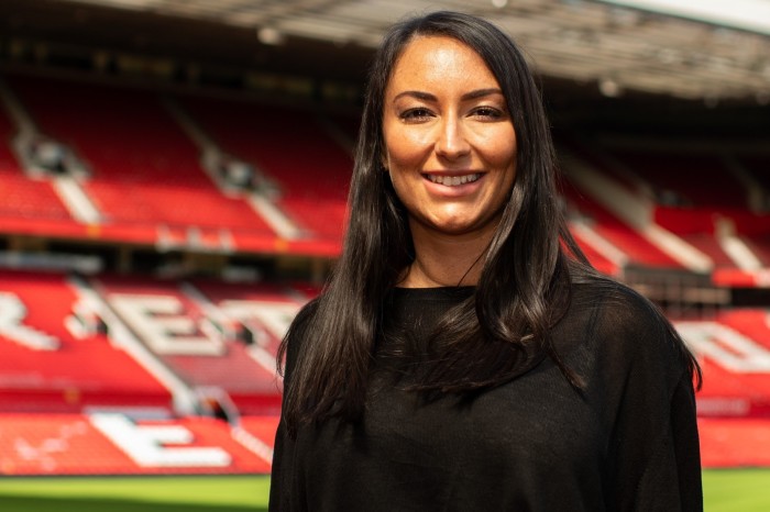 Francesca Whitfield, directora de planificación de grupos del Manchester United