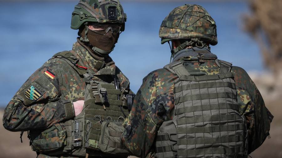 Germany considers revival of national service in ‘landmark’ military reforms