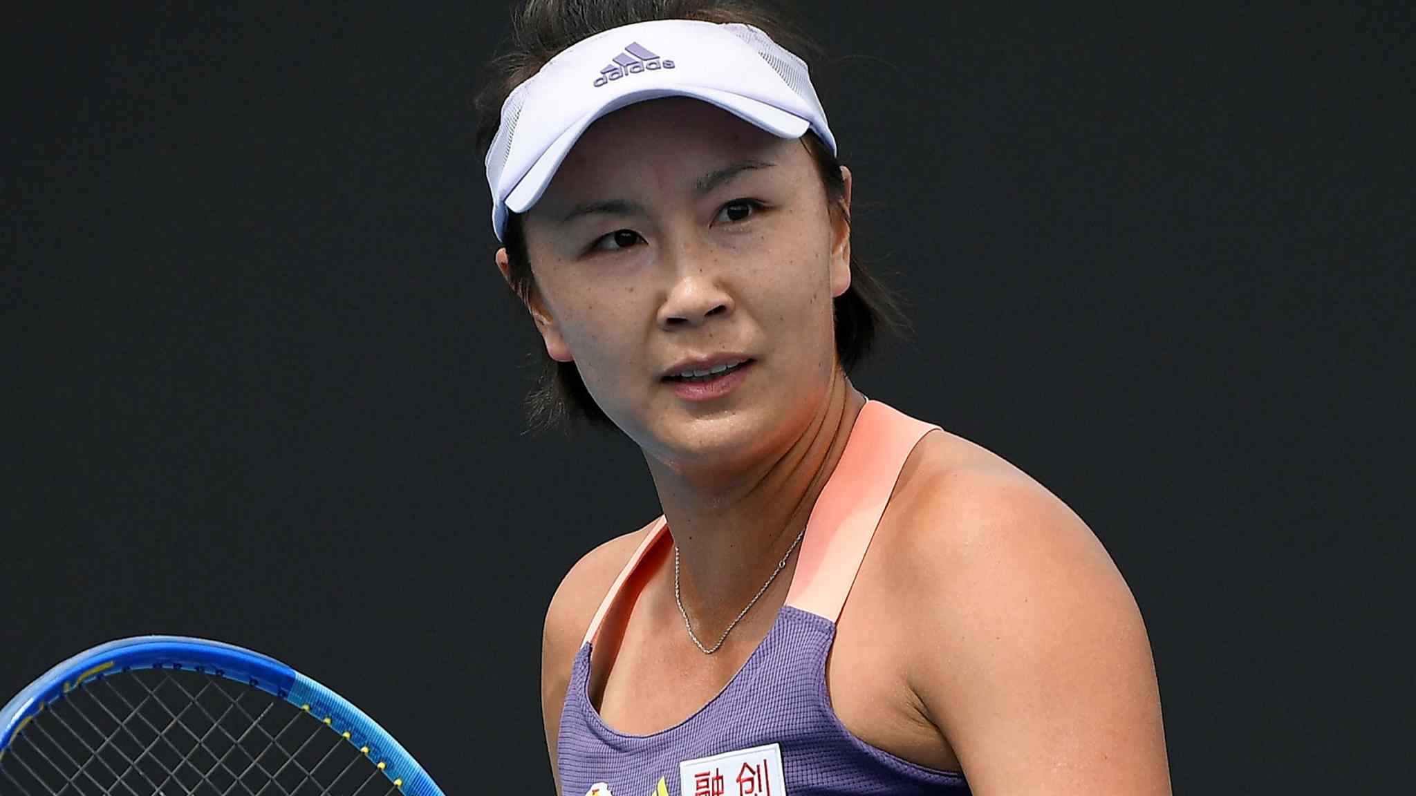 Australian Open ejects protesters for supporting China’s Peng Shuai