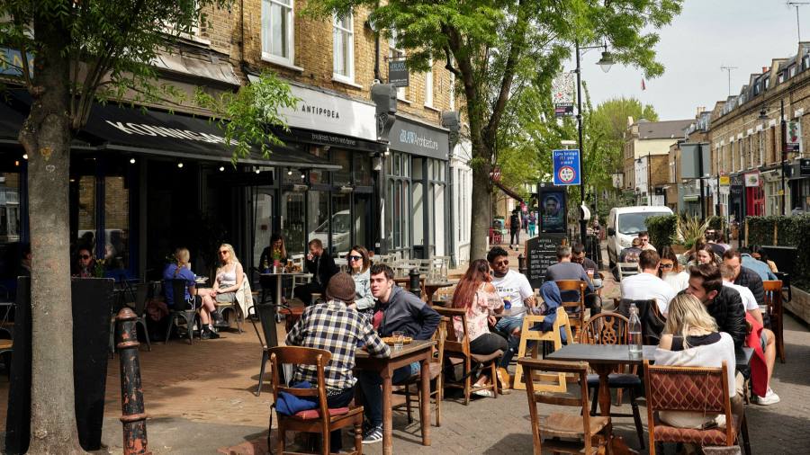 Magic Wandsworth: house prices rise but homes do a disappearing act
