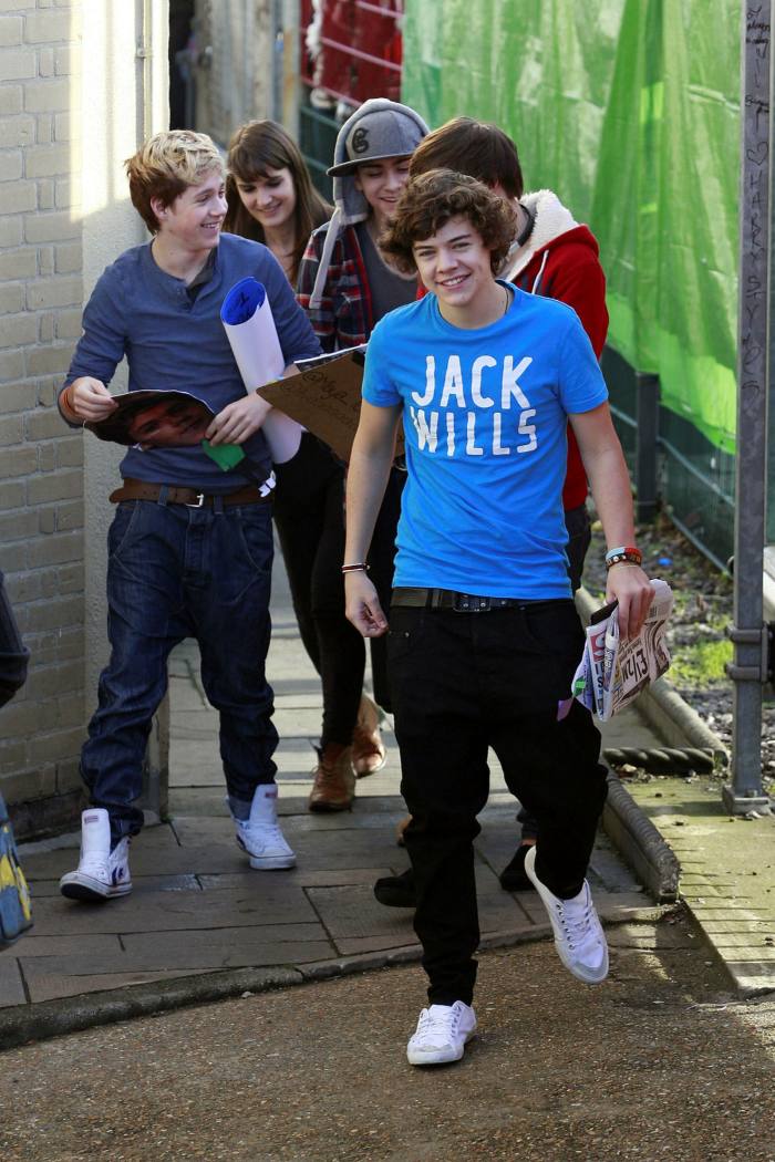 Harry Stylesas buvo paauglys kartu su grupės „One Direction“ nariu Niallu Horanu 2010 m