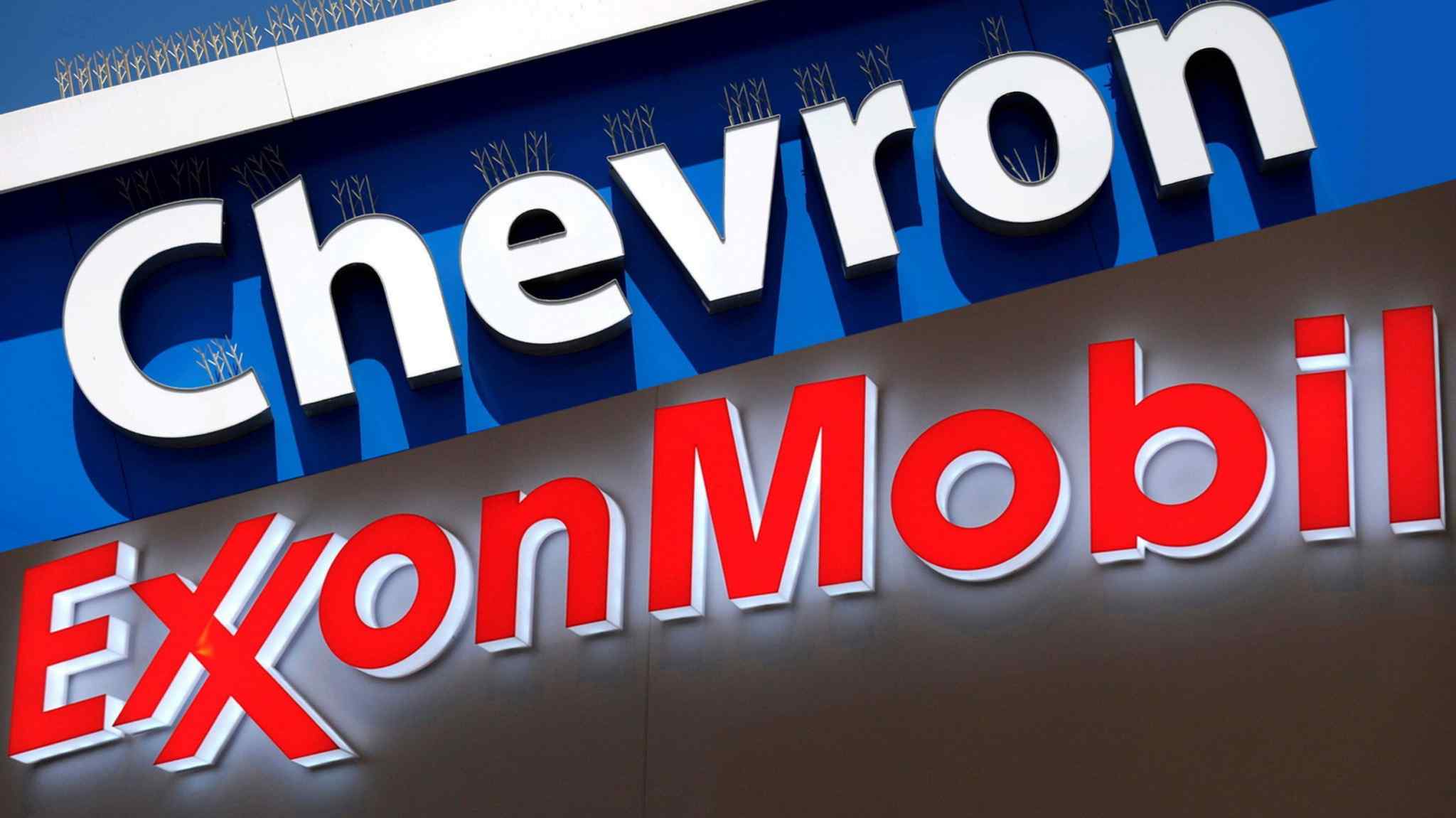 Exxon and Chevron shareholders cut support for climate resolutions