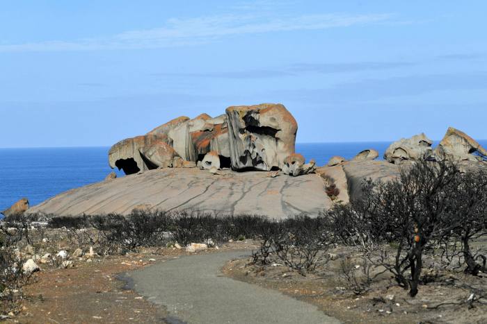 Olağanüstü Kayaçlar, Kanguru Adası'ndaki granit kaya oluşumları