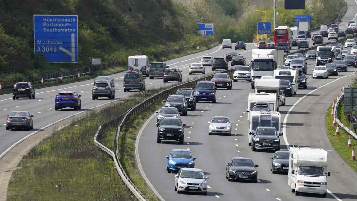 UK car insurance prices fall for first time in 2 years