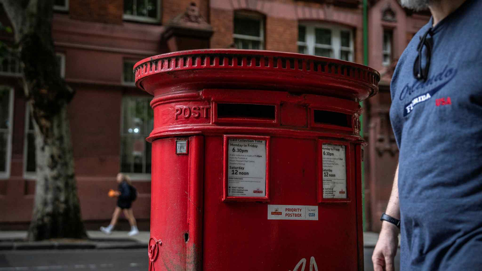 Live news updates: Royal Mail managers to strike over proposed job cuts