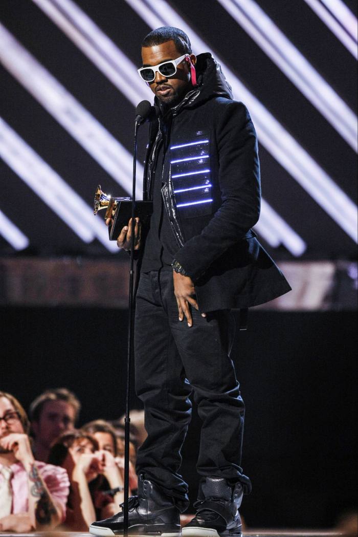 Kanye West in the 2008 Nike Air Yeezy prototype at the 2008 Grammy Awards