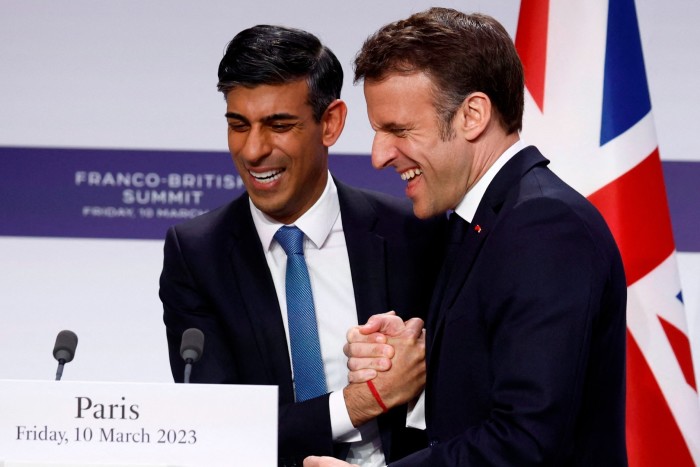 From left, British Prime Minister Rishi Sunak and French President Emmanuel Macron