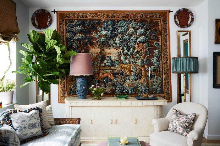 A tapestry in designer Martin Brudnizki’s New York apartment