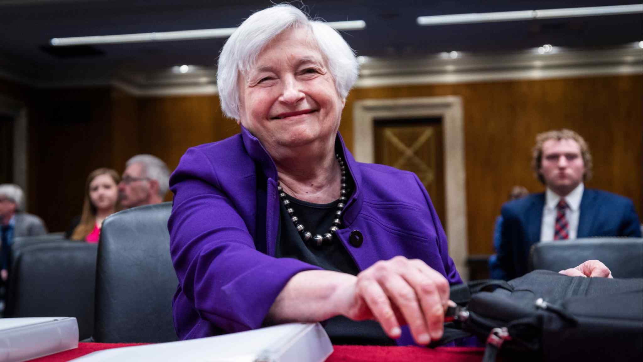 Yellen says White House not considering ‘blanket’ guarantee on bank deposits