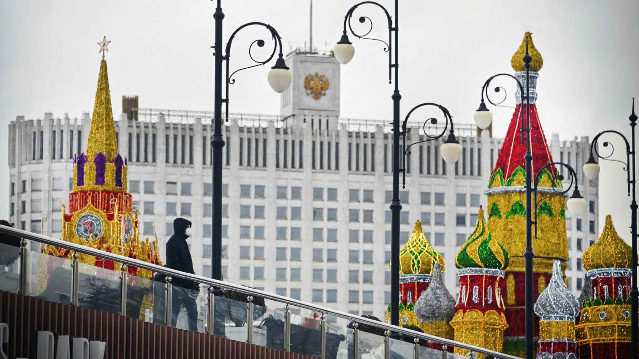 Russia heads towards default as payment deadline looms