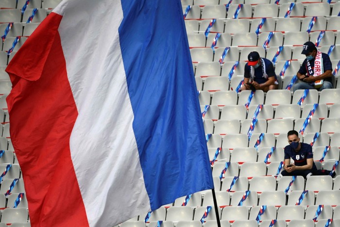 Tifosi dello Stade de France, appena a nord di Parigi
