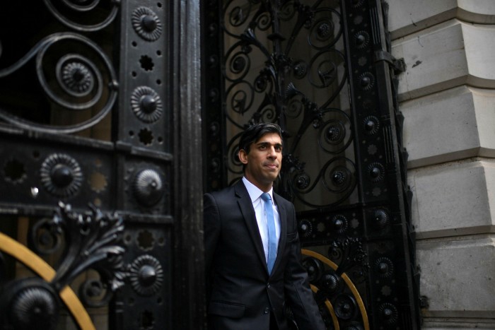 British Chancellor of the Exchequer Rich Sunak arrives at Downing Street