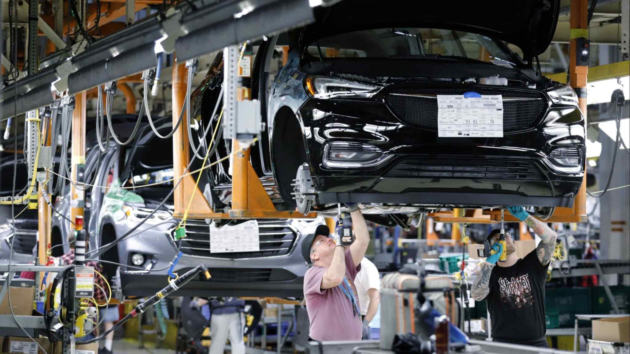 US manufacturing sector contracts in May on weak demand