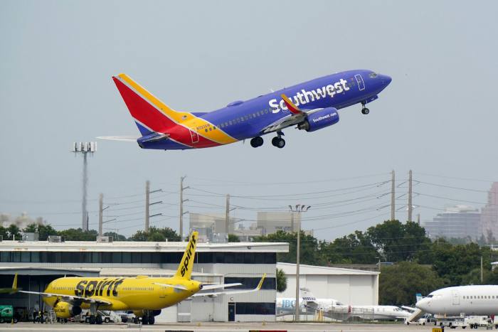 A Southwest Airlines Boeing 737-7H4 takes off