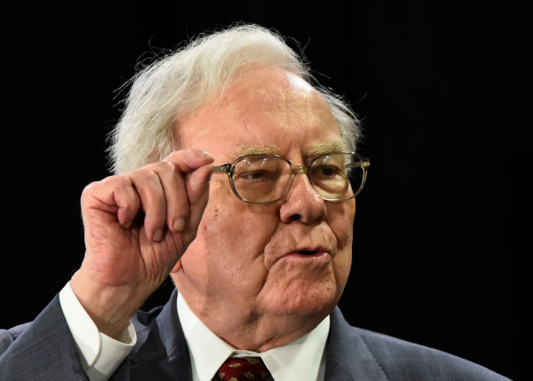 How 'Warren Buffett method' can be boost for income seekers
