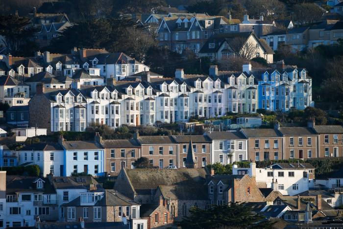 Holiday let deals rise amid predicted staycation boom