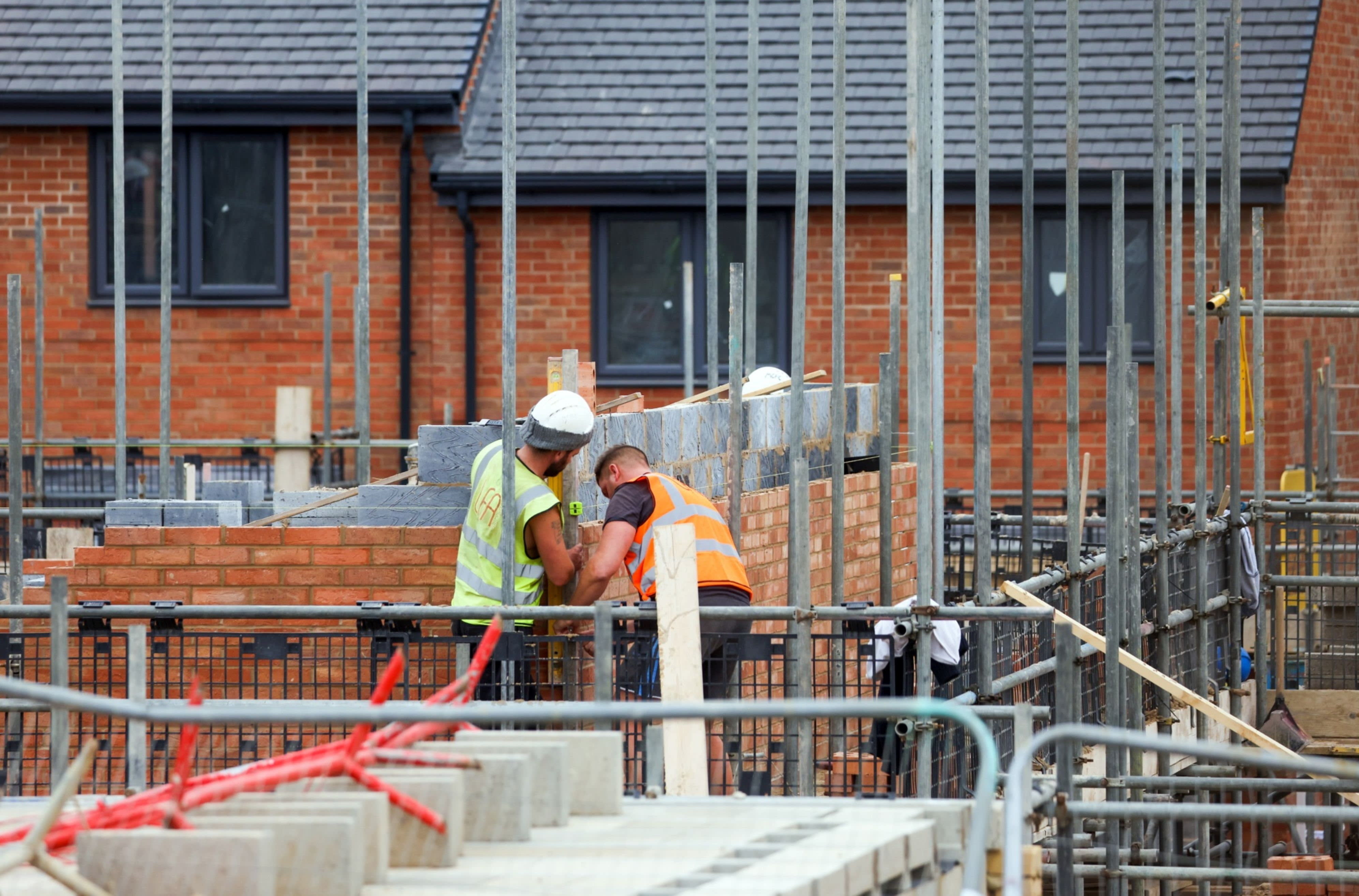 Homes England extends Help To Buy completion date by one month