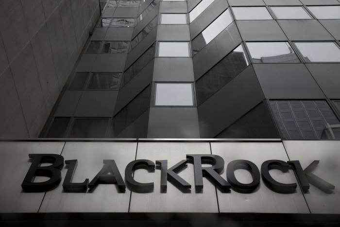 Blackrock confirms stake in robo-adviser