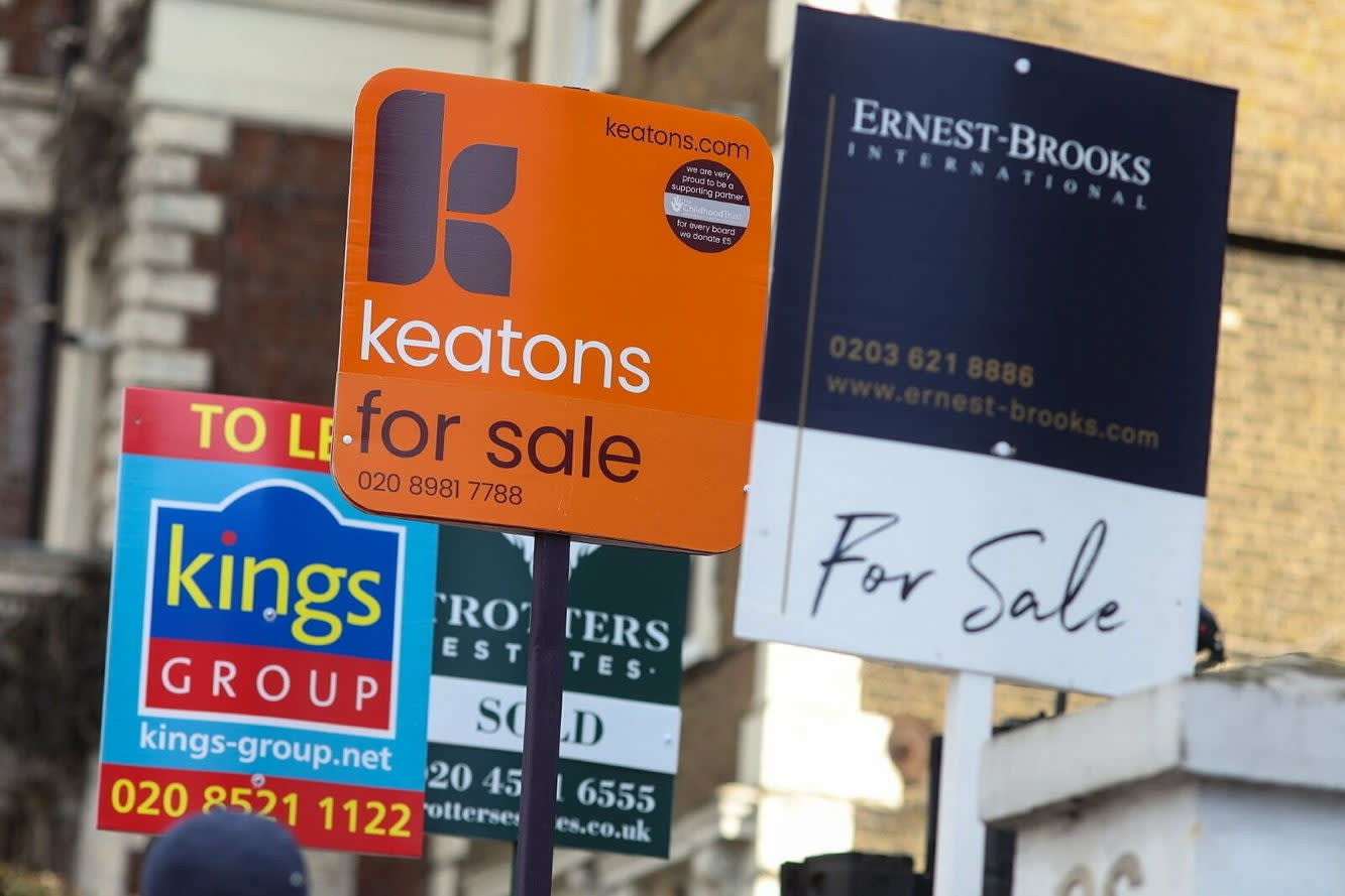House prices see largest monthly fall since 2008