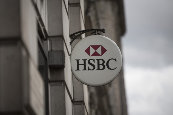 Asia focus helps HSBC quadruple profits 