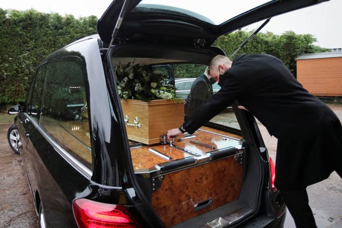 Funeral planner Safe Hands falls into administration